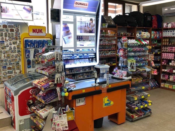 Магазин в Банско - 100 кв.м за 599 €/кв.м - Снимка #1