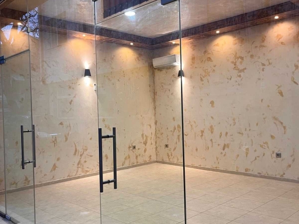 Дава се под наем Магазин в Ботевград - 29 кв.м за 193.8 € - Снимка #1