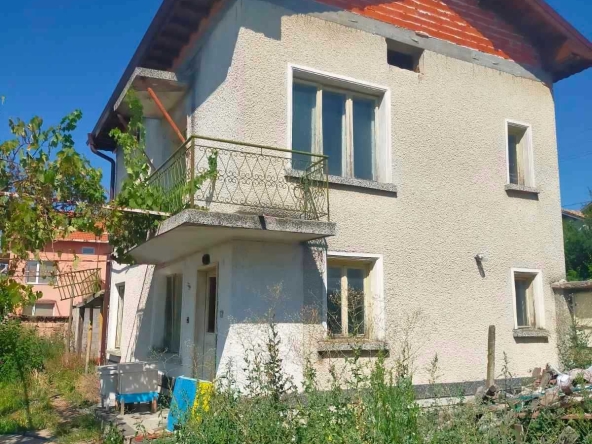 Къща в с. Габарево, Област Стара Загора - 140 кв.м за 357 €/кв.м - Снимка #1