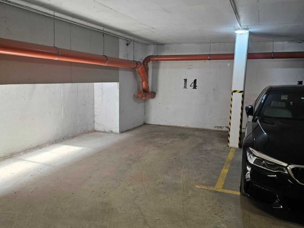 Дава се под наем Гараж / Паркомясто в София, Младост 2 - 20 кв.м за 140 € - Снимка #1