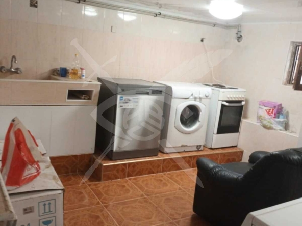 Дава се под наем Едностаен апартамент в Варна, Левски - 35 кв.м за 200 € - Снимка #1