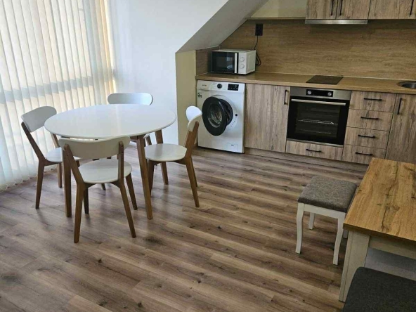 Дава се под наем Двустаен апартамент в Пловдив, Кършияка - 75 кв.м за 440 € - Снимка #1