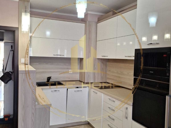 Дава се под наем Двустаен апартамент в Варна, ХЕИ - 60 кв.м за 700 € - Снимка #1