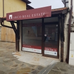 Дава се под наем Магазин в Банско - 35 кв.м за 331.5 € - Снимка #1