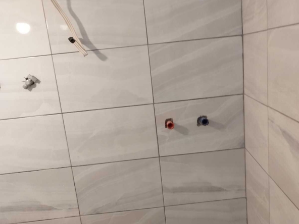 Едностаен апартамент в Плевен, Идеален център - 15 кв.м за 1667 €/кв.м - Снимка #1