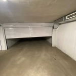 Дава се под наем Гараж / Паркомясто в София, Зона Б-18 - 12 кв.м за 102 € - Снимка #1