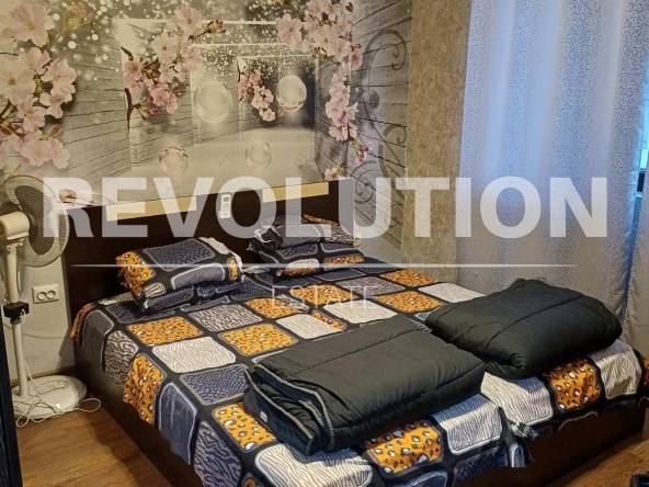 Дава се под наем Тристаен апартамент в Варна, Погреби - 70 кв.м за 600 € - Снимка #1