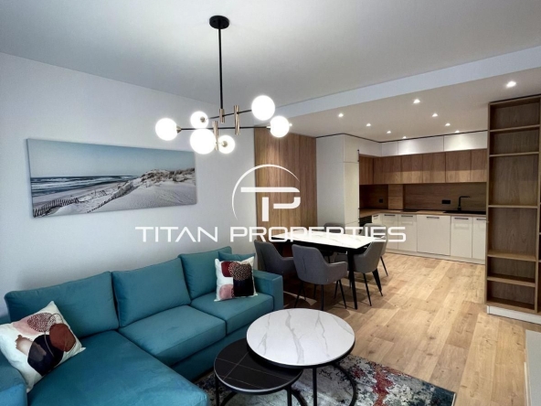 Дава се под наем Тристаен апартамент в Пловдив, Христо Смирненски - 72 кв.м за 980 € - Снимка #1