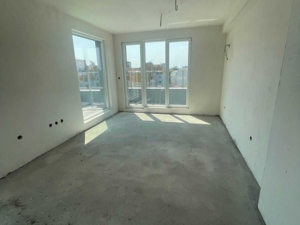 Двустаен апартамент в Пловдив, Гагарин - 72 кв.м за 1112 €/кв.м - Снимка #1