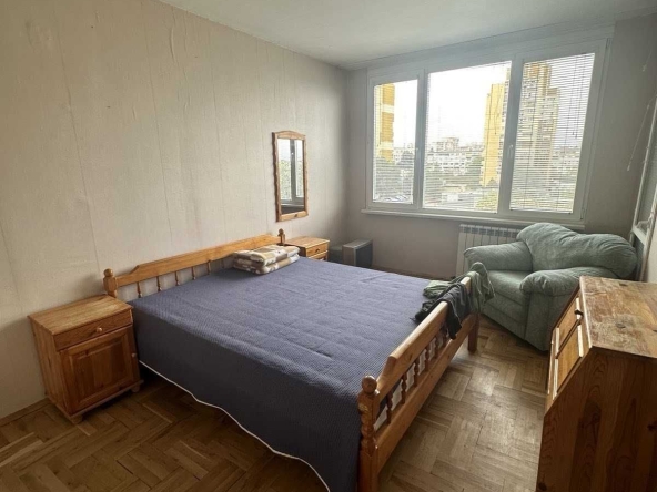 Дава се под наем Тристаен апартамент в София, Дружба 1 - 110 кв.м за 700 € - Снимка #1