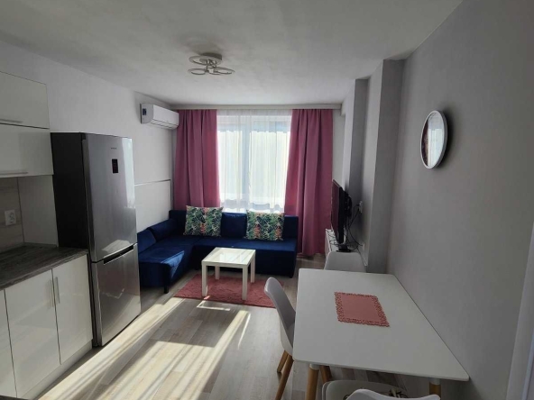 Дава се под наем Двустаен апартамент в Варна, Младост 1 - 50 кв.м за 459 € - Снимка #1