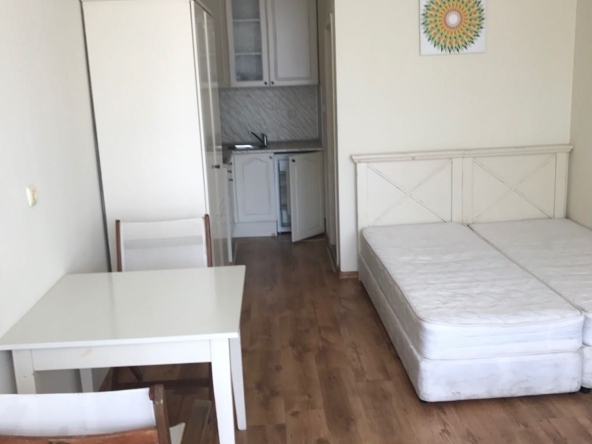 Едностаен апартамент в София, Княжево - 52 кв.м за 6 €/кв.м - Снимка #1