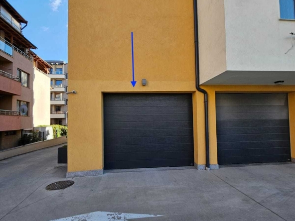 Дава се под наем Гараж / Паркомясто в София, Дианабад - 25 кв.м за 142.8 € - Снимка #1