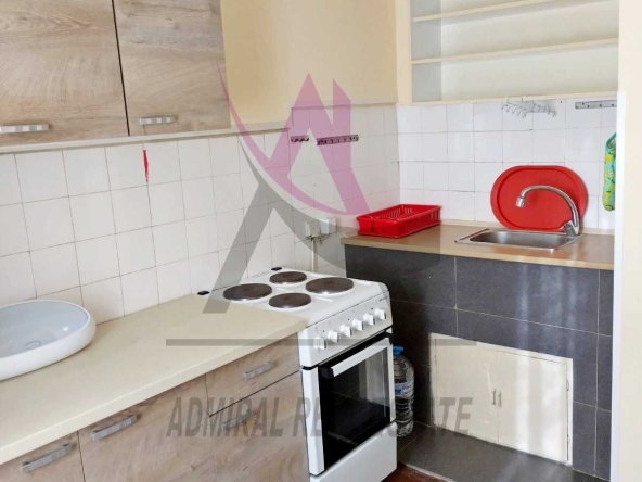 Дава се под наем Тристаен апартамент в Варна, Аспарухово - 87 кв.м за 400 € - Снимка #1