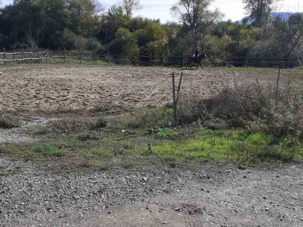 Парцел в с. Иваняне, Област София-град - 1858 кв.м за 40 €/кв.м - Снимка #1