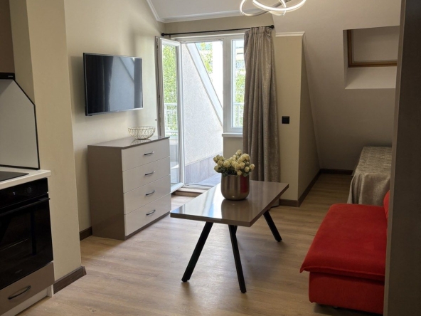 Дава се под наем Едностаен апартамент в София, Студентски град - 40 кв.м за 459 € - Снимка #1