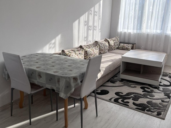 Дава се под наем Двустаен апартамент в Бургас, Меден рудник - зона В - 63 кв.м за 357 € - Снимка #1