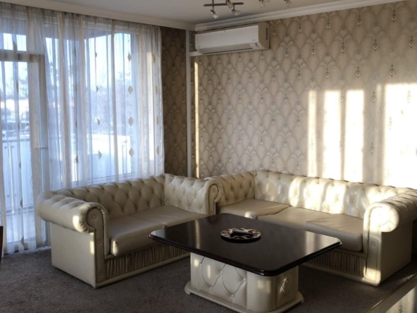 Дава се под наем Двустаен апартамент в Пловдив, Кършияка - 85 кв.м за 400 € - Снимка #1