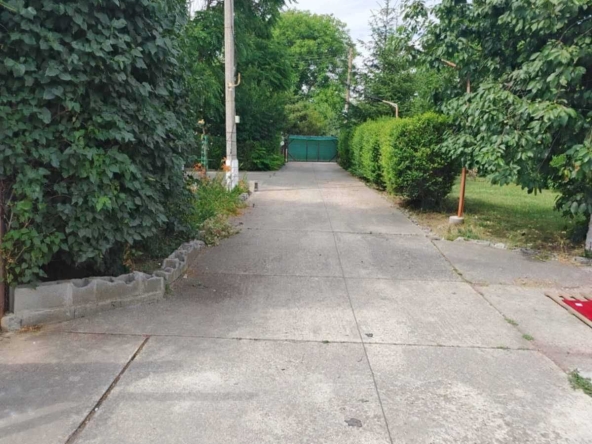 Къща в с. Котленци, Област Добрич - 130 кв.м за 824 €/кв.м - Снимка #1