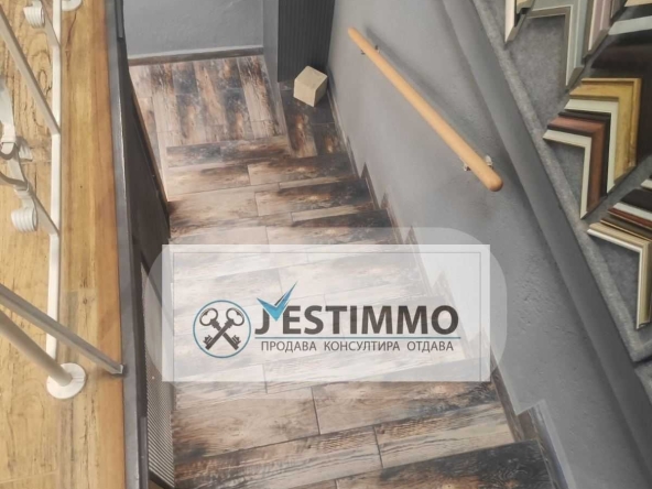 Дава се под наем Офис в Варна, Бизнес хотел - 65 кв.м за 1300 € - Снимка #1