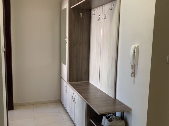 Дава се под наем Двустаен апартамент в Пловдив, Филипово - 60 кв.м за 433.5 € - Снимка #1