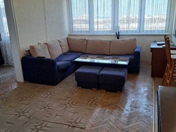 Двустаен апартамент в Хасково, Училищни - 60 кв.м за 1105 €/кв.м - Снимка #1