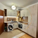 Дава се под наем Двустаен апартамент в Варна, Колхозен пазар - 60 кв.м за 400 € - Снимка #1