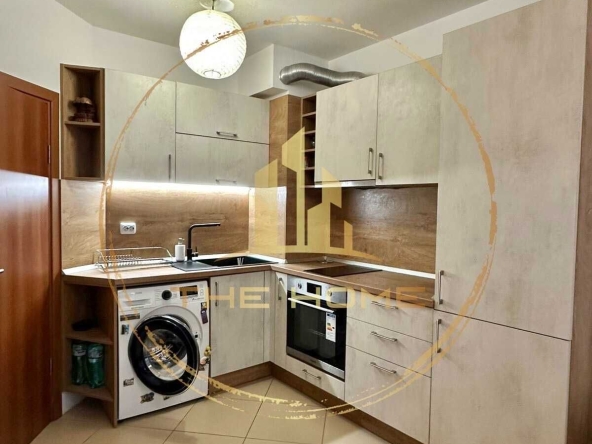 Дава се под наем Двустаен апартамент в Варна, Колхозен пазар - 60 кв.м за 400 € - Снимка #1