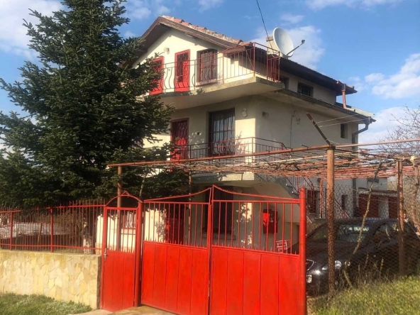 Къща в с. Драката, Област Благоевград - 190 кв.м за 237 €/кв.м - Снимка #1