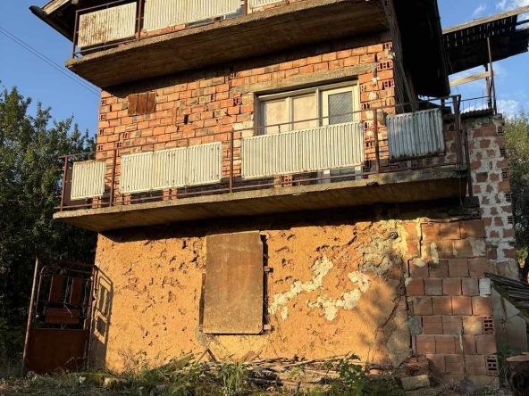 Къща в с. Зелениград, Област Перник - 90 кв.м за 467 €/кв.м - Снимка #1