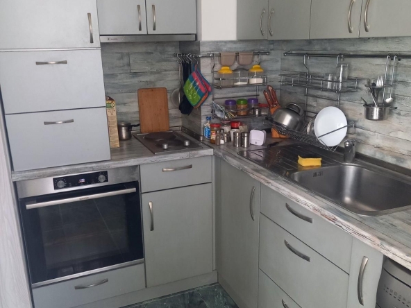 Дава се под наем Двустаен апартамент в Пловдив, Кършияка - 65 кв.м за 377.4 € - Снимка #1