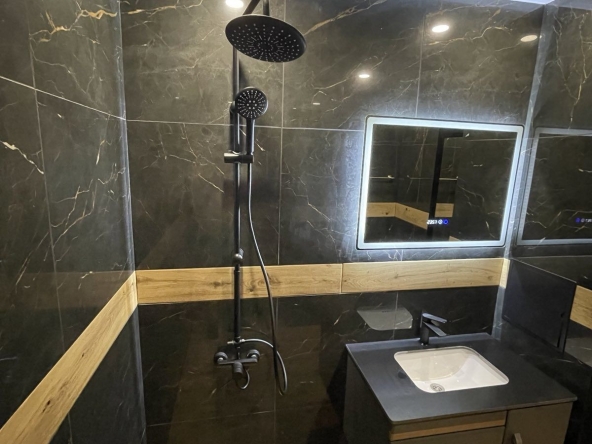 Многостаен апартамент в София, Сердика - 100 кв.м за 3100 €/кв.м - Снимка #1