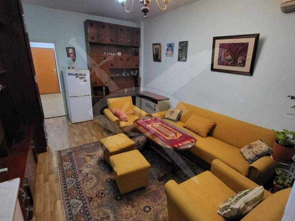 Двустаен апартамент в Пловдив, Тракия - 48 кв.м за 1563 €/кв.м - Снимка #1