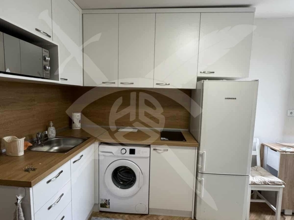 Дава се под наем Едностаен апартамент в Варна, Левски - 25 кв.м за 260 € - Снимка #1