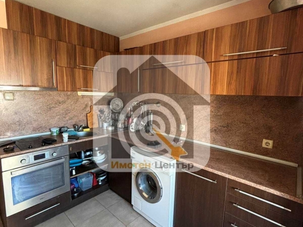 Дава се под наем Тристаен апартамент в София, Младост 1 - 77 кв.м за 149900 € - Снимка #1