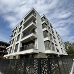 Тристаен апартамент в Пловдив, Христо Смирненски - 113 кв.м за 1638 €/кв.м - Снимка #1