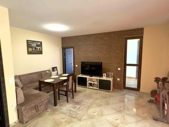 Двустаен апартамент в Пловдив, Остромила - 67 кв.м за 2314 €/кв.м - Снимка #1