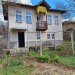 Къща в с. Катунец, Област Ловеч - 82 кв.м за 124 €/кв.м - Снимка #1