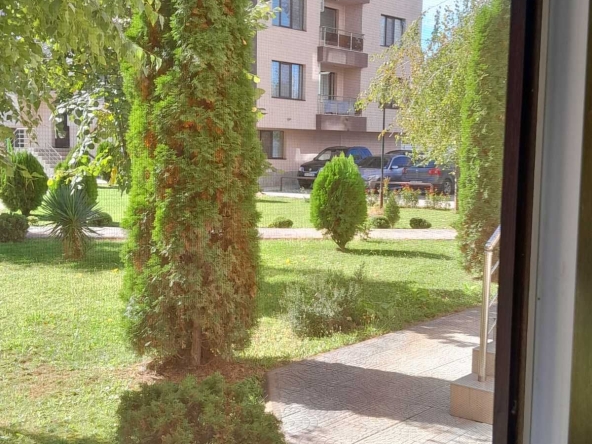 Едностаен апартамент в Пазарджик, Окръжна болница - 41 кв.м за 933 €/кв.м - Снимка #1