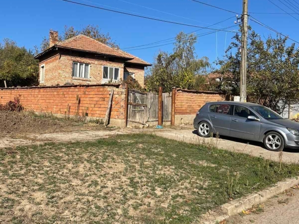 Къща в с. Козловец, Област Велико Търново - 120 кв.м за 134 €/кв.м - Снимка #1