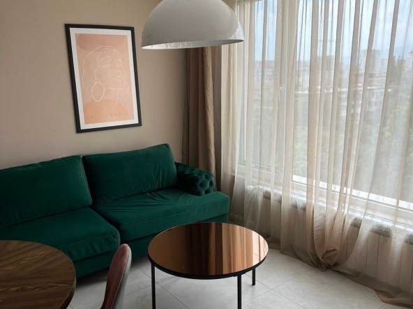 Дава се под наем Двустаен апартамент в София, Света Троица - 70 кв.м за 504.9 € - Снимка #1