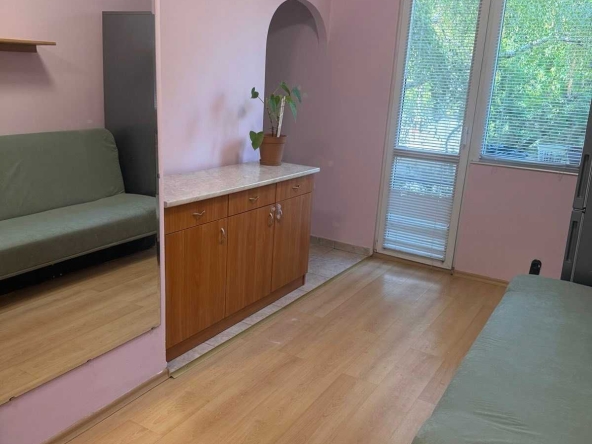 Дава се под наем Двустаен апартамент в Пловдив, Кючук Париж - 70 кв.м за 382.5 € - Снимка #1