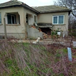 Къща в с. Пролез, Област Добрич - 97 кв.м за 200 €/кв.м - Снимка #1