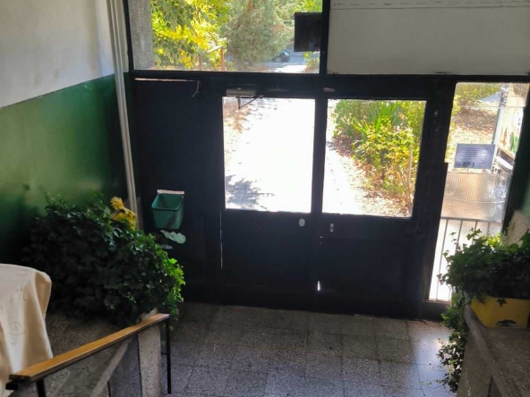 Четиристаен апартамент в Ловеч, Червен бряг - 92 кв.м за 737 €/кв.м - Снимка #1