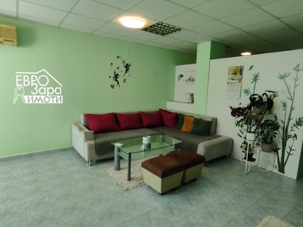 Дава се под наем Офис в Стара Загора, Център - 45 кв.м за 331.5 € - Снимка #1