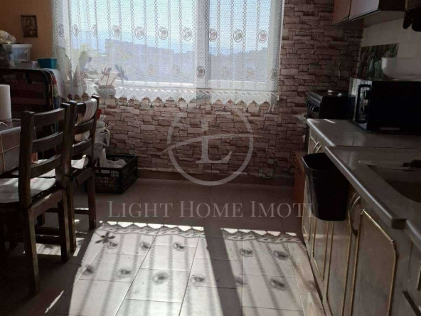 Тристаен апартамент в Пловдив, Тракия - 86 кв.м за 1489 €/кв.м - Снимка #1