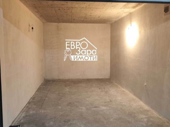 Дава се под наем Гараж / Паркомясто в Стара Загора, Център - 18 кв.м за 66.3 € - Снимка #1