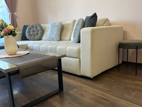 Дава се под наем Двустаен апартамент в Пловдив, Център - 60 кв.м за 612 € - Снимка #1