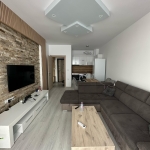 Дава се под наем Двустаен апартамент в Пловдив, Остромила - 68 кв.м за 511 € - Снимка #1