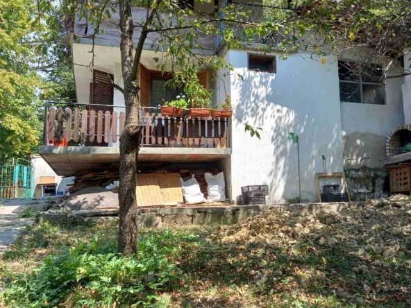 Къща в Троян - 66 кв.м за 1137 €/кв.м - Снимка #1